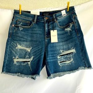Judy Blue/Los Angeles, Mid Rise, NWT, 1XL, Denim